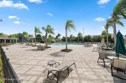 Exterior - 1185 Dromin Ln, Melbourne, FL 32940 photo 10 of 12