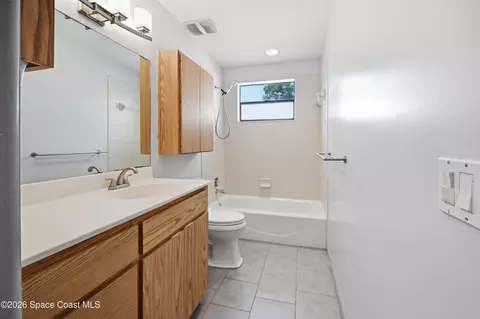 Bath - 317 Cornell Ave, Melbourne, FL 32901 photo 2 of 2