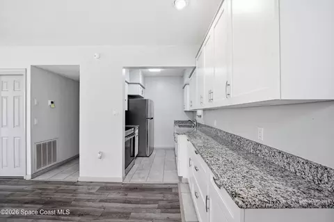 Kitchen - 317 Cornell Ave, Melbourne, FL 32901 photo 2 of 2