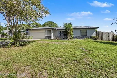 1303 Kayford St NW, Palm Bay, FL 32907