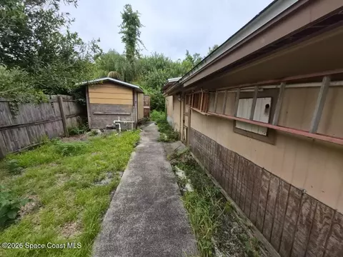 Exterior - 180 Lee Rd, West Melbourne, FL 32904 photo 1 of 2