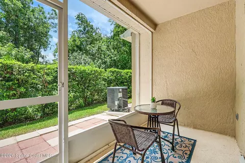 Exterior - 1305 Hampton Park Ln, Melbourne, FL 32940 photo 1 of 5