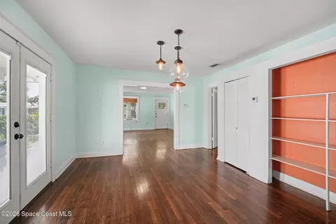 Living - 640 Old Oak St, Melbourne, FL 32935 photo 4 of 4