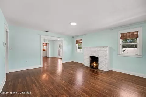 Living - 640 Old Oak St, Melbourne, FL 32935 photo 3 of 4