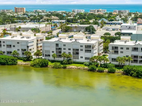 7028 Sevilla Ct #202, Cape Canaveral, FL 32920
