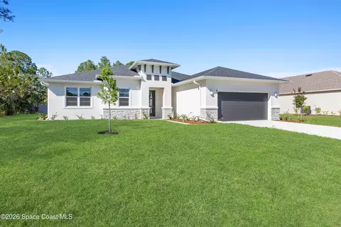 412 Vanguard St SE, Palm Bay, FL 32909