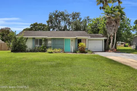 741 23rd Pl SW, Vero Beach, FL 32962