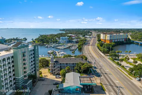 View/Area - 1209 E New Haven Ave #402, Melbourne, FL 32901 photo 5 of 7