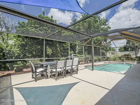 Exterior - 3390 Areca Palm Ave, Melbourne, FL 32901 photo 6 of 8