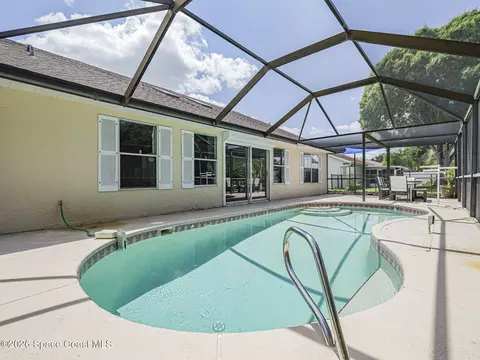 Exterior - 3390 Areca Palm Ave, Melbourne, FL 32901 photo 4 of 8