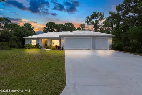 2341 Queens St SE, Palm Bay, FL 32909