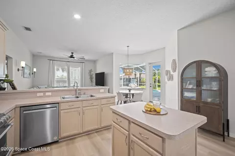 Kitchen - 1822 Surrey Ct, Rockledge, FL 32955 photo 1 of 6