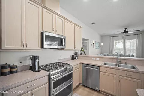 Kitchen - 1822 Surrey Ct, Rockledge, FL 32955 photo 2 of 6