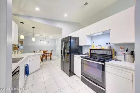 Kitchen - 6520 Adrian St, Cocoa, FL 32927 photo 3 of 7