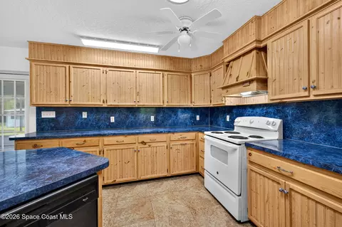 Kitchen - 4510 Eldorado Way, Melbourne, FL 32934 photo 4 of 4