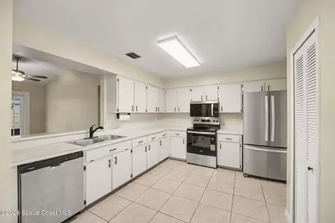 Kitchen - 847 Hamilton Ave, Rockledge, FL 32955 photo 2 of 3