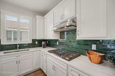 Kitchen - 3484 Bubbles Ct, Melbourne, FL 32940 photo 2 of 4