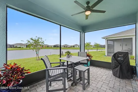 Exterior - 3484 Bubbles Ct, Melbourne, FL 32940 photo 3 of 9