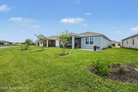 Exterior - 3484 Bubbles Ct, Melbourne, FL 32940 photo 5 of 9