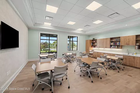 View/Area - 3484 Bubbles Ct, Melbourne, FL 32940 photo 6 of 18