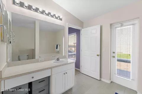 Bath - 2527 Deercroft Dr, Melbourne, FL 32940 photo 5 of 5