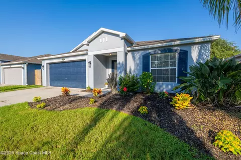 Exterior - 2527 Deercroft Dr, Melbourne, FL 32940 photo 2 of 12