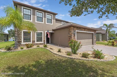 641 Dillard Dr SE, Palm Bay, FL 32909