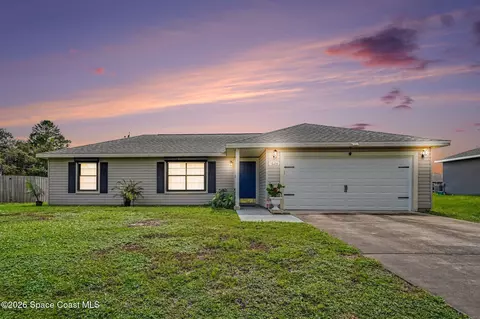 1626 Wainwright St SE, Palm Bay, FL 32909