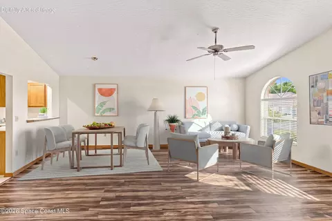Living - 910 Cross Lake Dr, Melbourne, FL 32901 photo 1 of 2