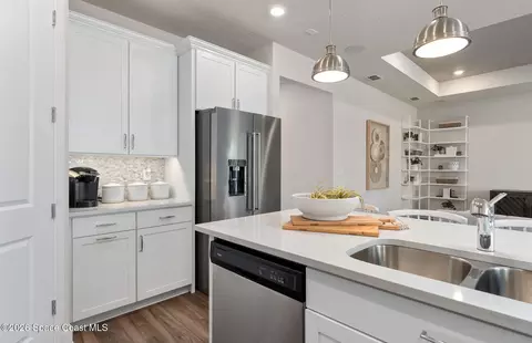 Kitchen - 2697 Fermoy Dr, Ormond Beach, FL 32174 photo 2 of 3
