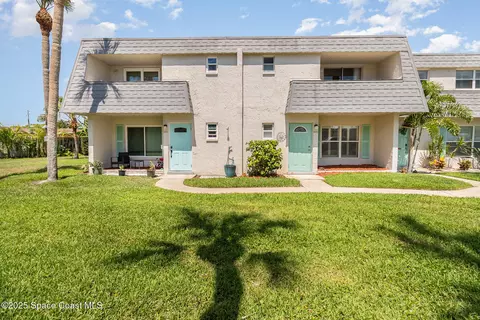 446 Blue Jay Ln, Satellite Beach, FL 32937