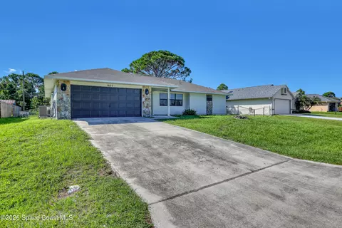 1635 Adview Rd SE, Palm Bay, FL 32909