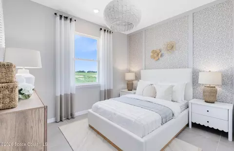 Bedroom - 1430 Ridge Tree Dr, Ormond Beach, FL 32174 photo 7 of 8