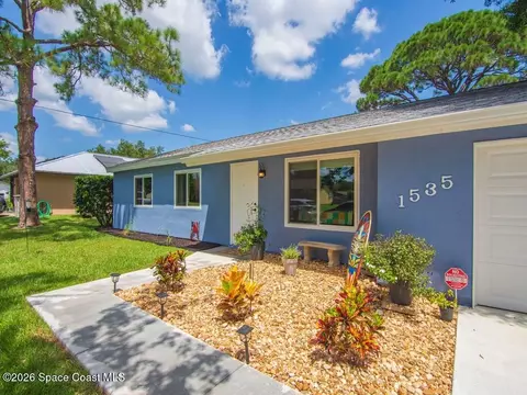 1535 Nona St NE, Palm Bay, FL 32907