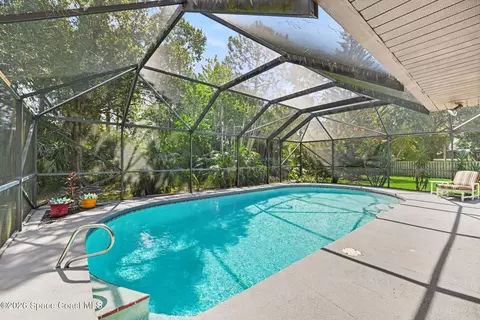 Exterior - 3013 Bay Wind Ct, Melbourne, FL 32934 photo 4 of 7
