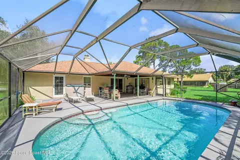 Exterior - 3013 Bay Wind Ct, Melbourne, FL 32934 photo 5 of 7
