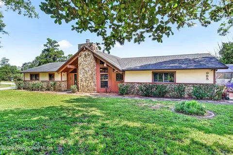 995 S Carpenter Rd, Titusville, FL 32796