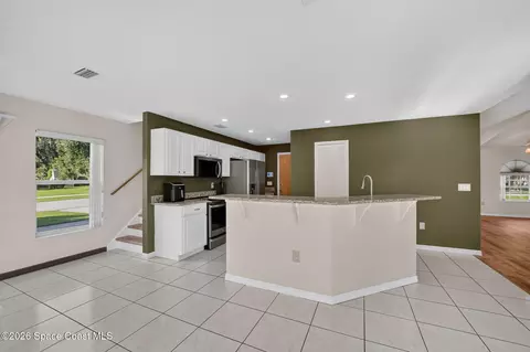 Kitchen - 4670 Patrick Ln, Cocoa, FL 32927 photo 1 of 5