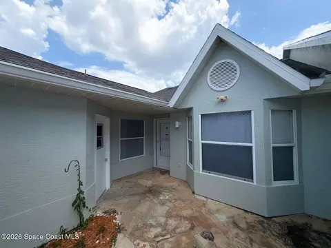Exterior - 607 Brookwood Pl, Melbourne, FL 32940 photo 2 of 2