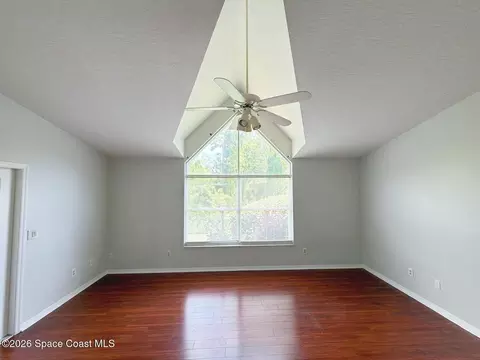 Living - 607 Brookwood Pl, Melbourne, FL 32940 photo 5 of 7