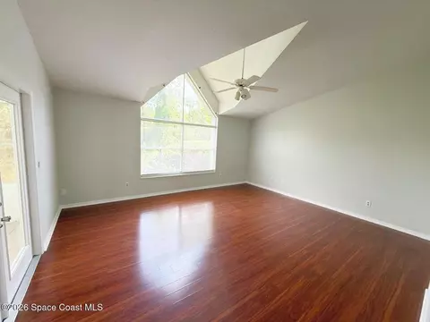 Living - 607 Brookwood Pl, Melbourne, FL 32940 photo 6 of 7