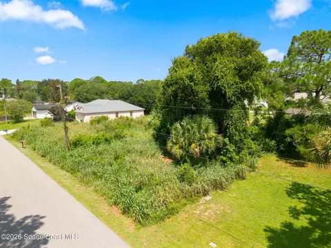 6324 Dearman St, Cocoa, FL 32927 photo 2