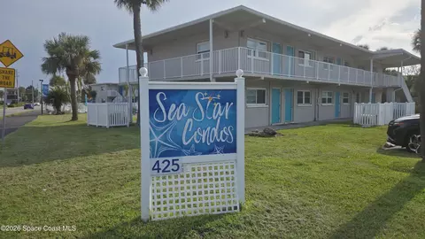 425 Tyler Ave #4B, Cape Canaveral, FL 32920