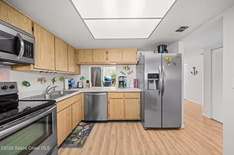 Kitchen - 2975 Thrush Dr #235, Melbourne, FL 32935 photo 3 of 3