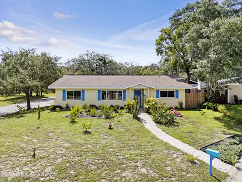 602 West Ct, Titusville, FL 32796