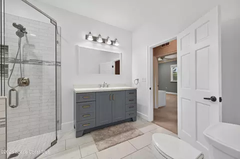 Bath - 578 Wethersfield Pl, Melbourne, FL 32940 photo 4 of 8