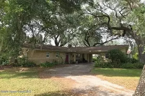 663 Silver Pass, Ocala, FL 34472 photo 2