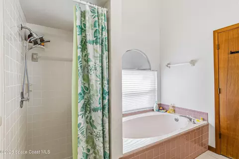Bath - 1835 Longleaf Rd, Cocoa, FL 32926 photo 1 of 3