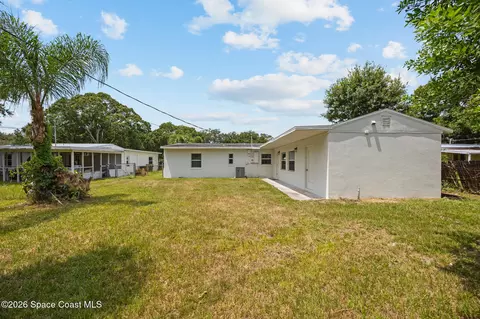 Exterior - 1709 Wayne Dr, Melbourne, FL 32901 photo 2 of 4