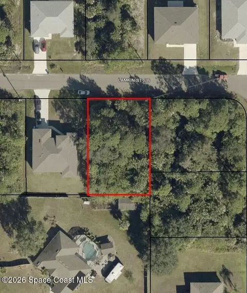 450 Lamkin St SW, Palm Bay, FL 32908